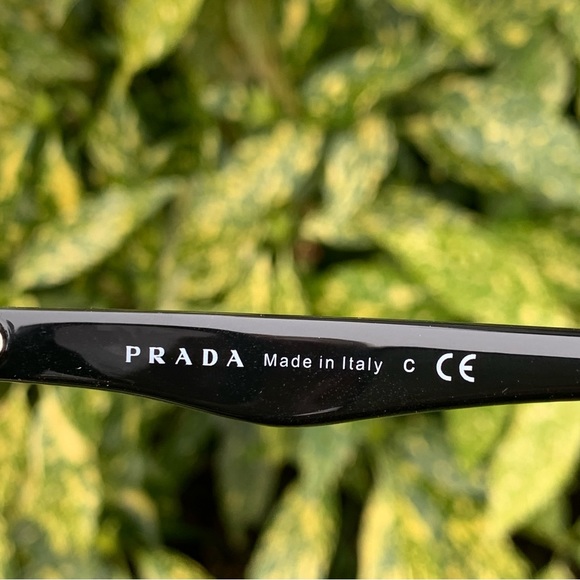 Prada Black SPR 09O Logo Sunglasses | NO CASE | Designer Eyewear Made in Italy - Picture 3 of 9